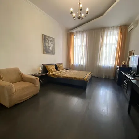 Afina Hotel